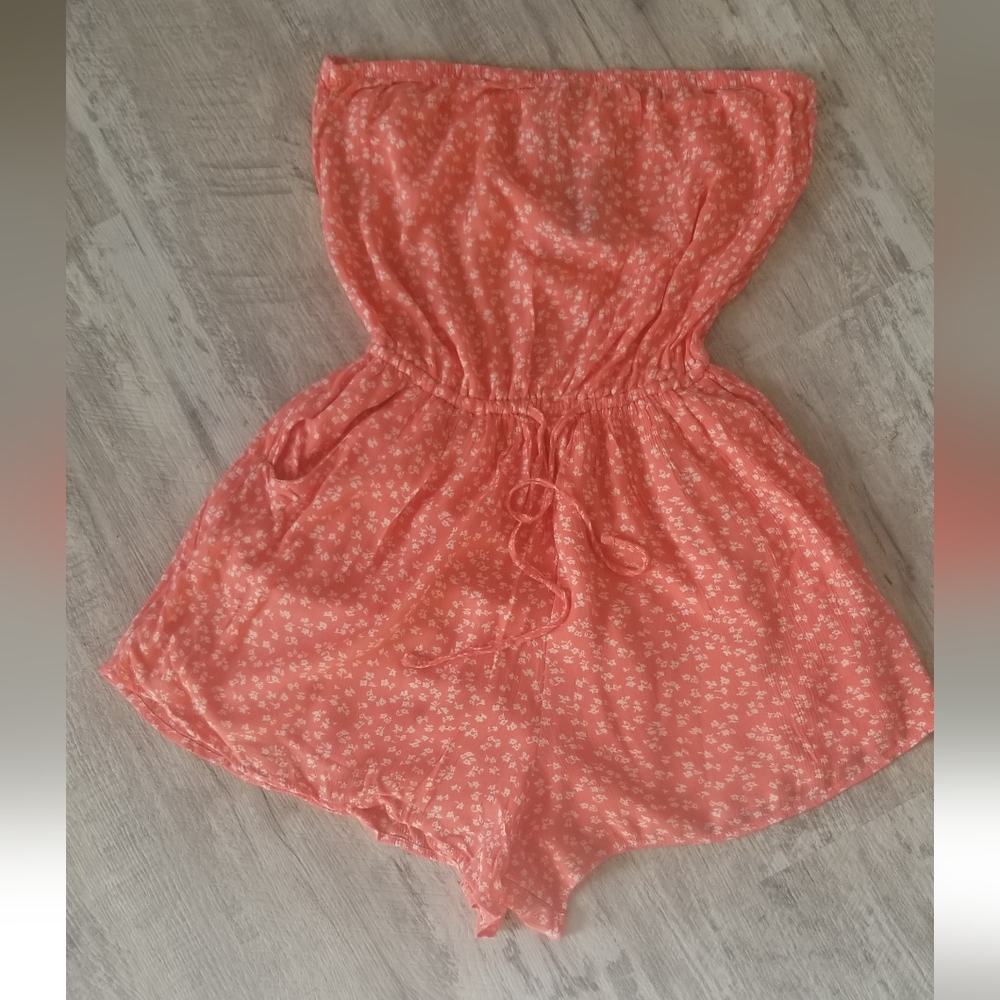 Hollister Medium Coral Strapless Romper